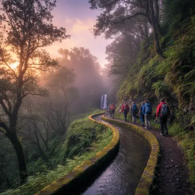 Levada das 25 Fontes ao Amanhecer em Porto Moniz