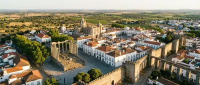 Évora